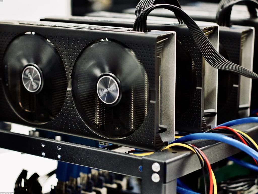 របៀបវិនិយោគប្រាក់យ៉ាងឆ្អែត